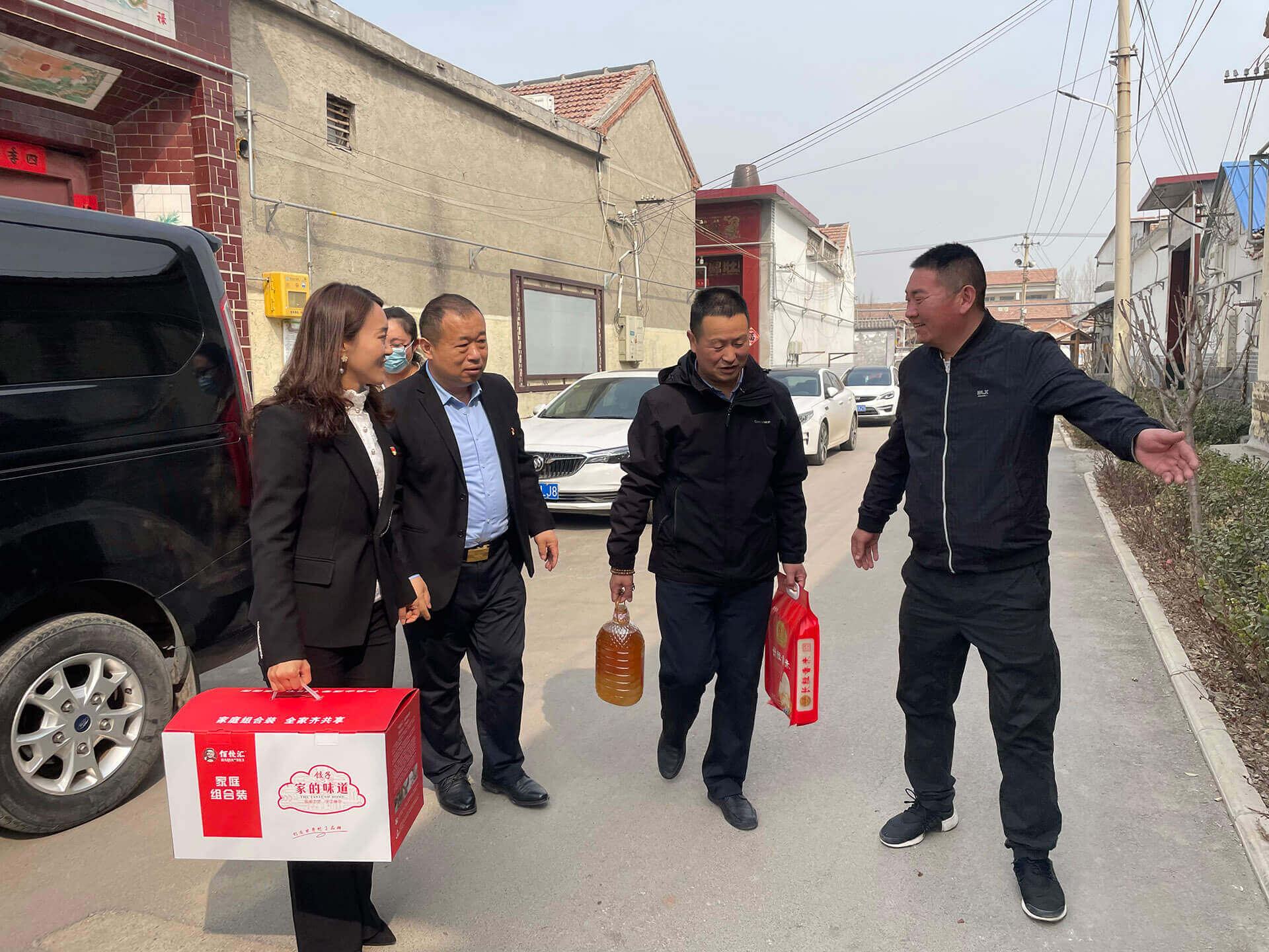 北京冬殘奧會(huì)正如火如荼——玖久同心開展關(guān)愛殘疾人送溫暖活動(dòng)